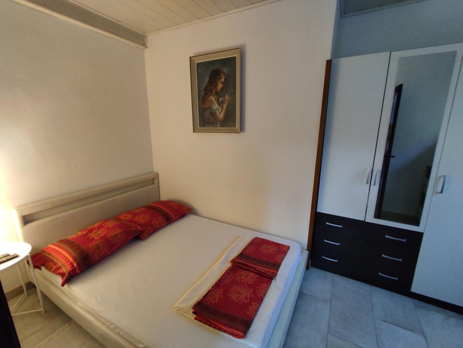 Studio Apartman Gorica Ogulin Exterior photo